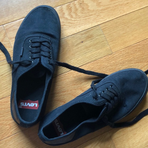 Levi’s canvas shoe - Picture 1 of 4